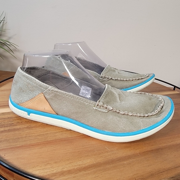 Merrell Tan and Blue Loafers - Picture 3 of 16